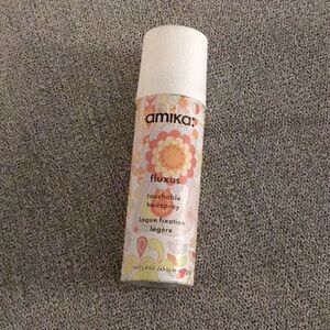 Amika fluxus dry shampoo
